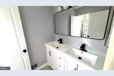6409 Clifton Forge Circle, Catonsville, MD 21228 - Photo 16