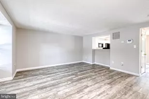 2012 Wisper Woods Way, Baltimore, MD 21244 - Photo 4