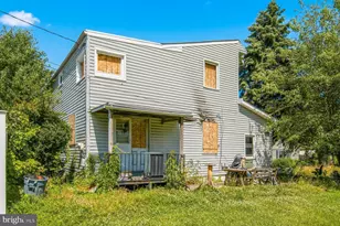 1826 Kitty Hawk Rd, Baltimore, MD 21221 - Photo 2