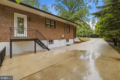 700 Hilton Avenue, Baltimore, MD 21228 - Photo 32