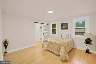 700 Hilton Ave, Baltimore, MD 21228 - Photo 8