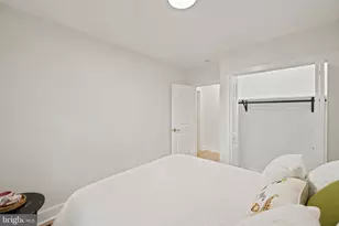 700 Hilton Ave, Baltimore, MD 21228 - Photo 12