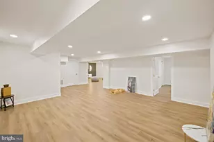 700 Hilton Ave, Baltimore, MD 21228 - Photo 20