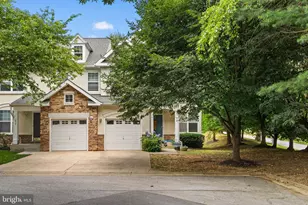 33 Peregrine Ct, Baltimore, MD 21208 - Photo 2