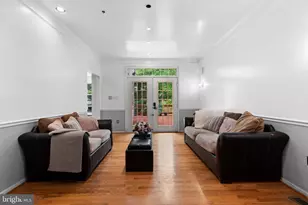 33 Peregrine Ct, Baltimore, MD 21208 - Photo 8