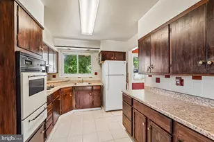 3723 Valley Hill Dr, Randallstown, MD 21133 - Photo 10