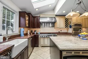 9 Galetree Ct, Cockeysville, MD 21030 - Photo 8