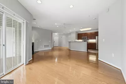 307 Wyndham Circle #307 H, Owings Mills, MD 21117 - Photo 8