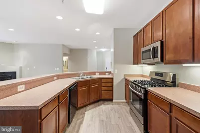 307 Wyndham Circle #307 H, Owings Mills, MD 21117 - Photo 10