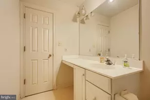 12101 Faulkner Dr, Owings Mills, MD 21117 - Photo 28