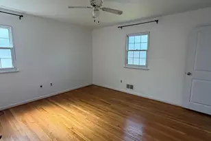 1234 Pleasant Valley Dr, Catonsville, MD 21228 - Photo 18