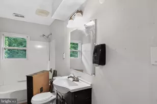 13 Beacon Hill Rd, Baltimore, MD 21207 - Photo 16