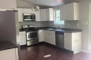 522 Brighton Pl, Essex, MD 21221 - Photo 4
