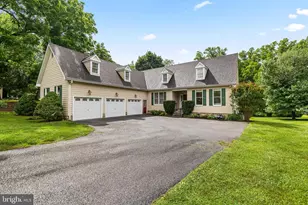 543 Allegheny Ave, Towson, MD 21204 - Photo 1