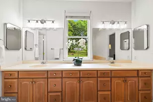 543 Allegheny Ave, Towson, MD 21204 - Photo 54