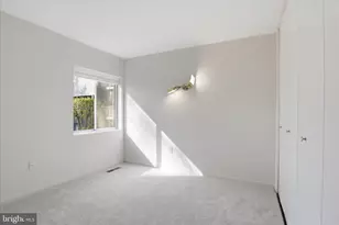 8 Stonehenge Cir, Baltimore, MD 21208 - Photo 22