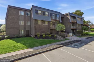 8 Stonehenge Cir, Baltimore, MD 21208 - Photo 6
