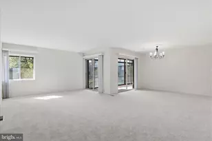 8 Stonehenge Cir, Baltimore, MD 21208 - Photo 10