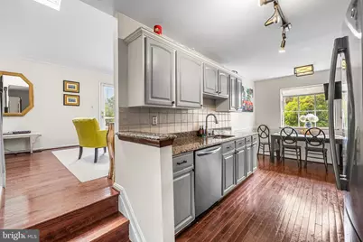 13 Barrow Court, Towson, MD 21204 - Photo 16