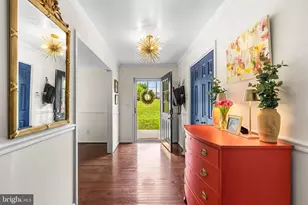 13 Barrow Ct, Towson, MD 21204 - Photo 6