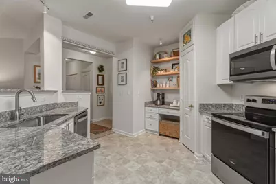 400 Symphony Circle #136E, Hunt Valley, MD 21030 - Photo 8