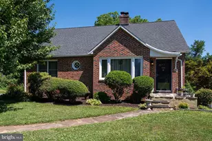 223 Edridge Way, Catonsville, MD 21228 - Photo 2