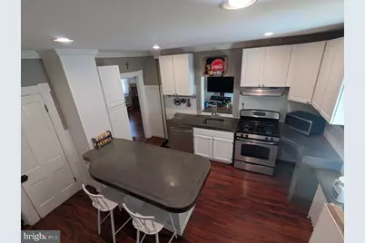 38 Melrose Avenue, Catonsville, MD 21228 - Photo 2