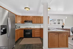 2620 Brannan Ave, Baltimore, MD 21219 - Photo 14
