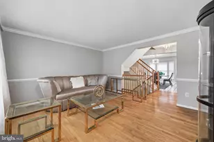 18 Chudleigh Ct, Baltimore, MD 21208 - Photo 4