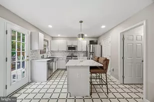 18 Chudleigh Ct, Baltimore, MD 21208 - Photo 12