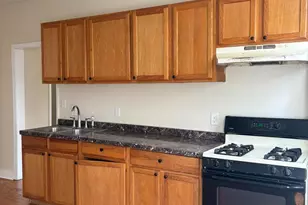 25 Egges Ln, Baltimore, MD 21228 - Photo 4