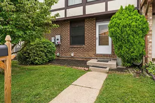 4 W Orange Ct, Baltimore, MD 21234 - Photo 2