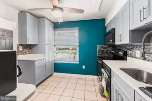 4 W Orange Ct, Baltimore, MD 21234 - Photo 6