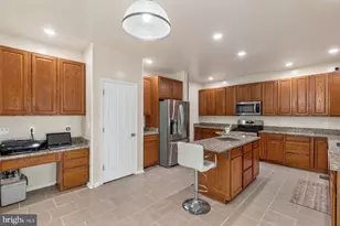3710 Green Oak Ct, Parkville, MD 21234 - Photo 16