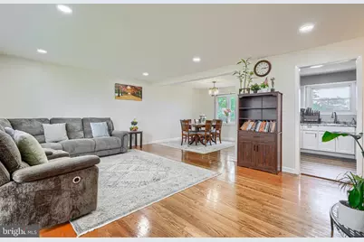 9405 Thornewood Court, Parkville, MD 21234 - Photo 4