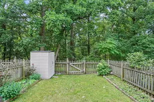 6 Drawbridge Ct, Baltimore, MD 21228 - Photo 10