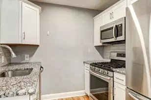 3731 Sylvan Dr, Baltimore, MD 21207 - Photo 10
