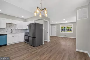 1524 Barkley Ave, Baltimore, MD 21221 - Photo 10