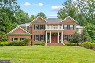 2605 Chestnut Woods Ct, Reisterstown, MD 21136 - Photo 2