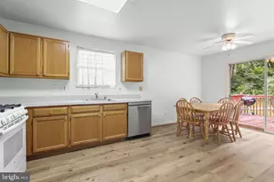 16 Ritters Ln, Owings Mills, MD 21117 - Photo 10