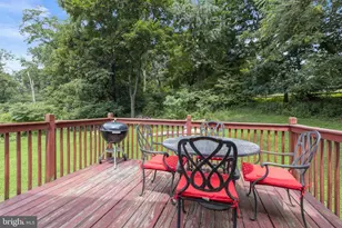16 Ritters Ln, Owings Mills, MD 21117 - Photo 28