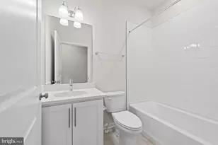 8114 Cypress Pt Dr, Rosedale, MD 21237 - Photo 14
