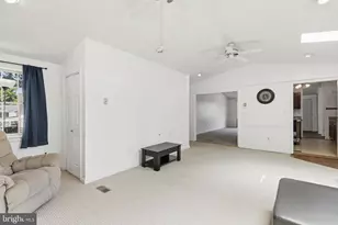 14 Tulip Tree Ct, Baltimore, MD 21221 - Photo 10