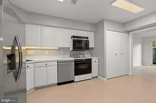 30 Fencepost Ct, Baltimore, MD 21208 - Photo 10