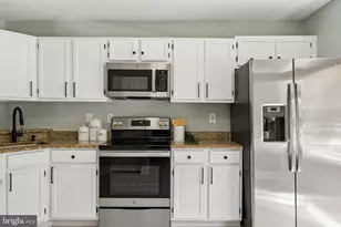 34 Cherrywood Ct, Cockeysville, MD 21030 - Photo 14