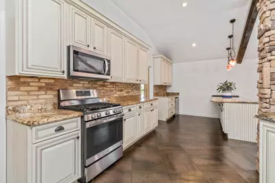 7206 N Charles Street N, Lutherville Timonium, MD 21093 - Photo 14