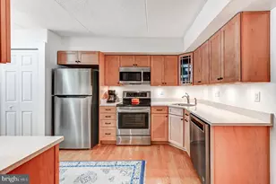 219 Deer Fox Ln, Lutherville Timonium, MD 21093 - Photo 10