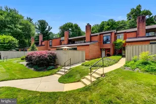 219 Deer Fox Ln, Lutherville Timonium, MD 21093 - Photo 2