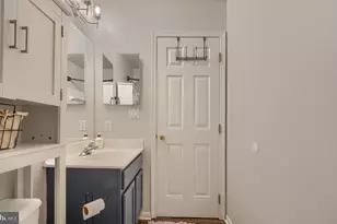 10843 Will Painter Dr, Owings Mills, MD 21117 - Photo 34