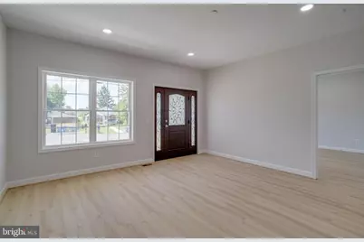 7547 Battle Grove Circle, Dundalk, MD 21222 - Photo 10